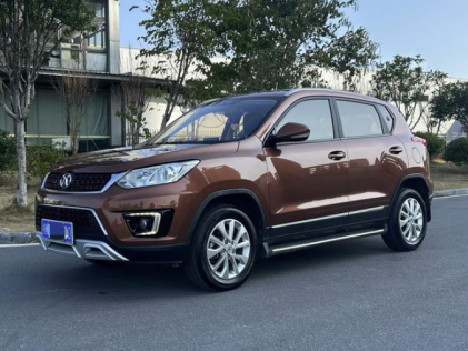 BAIC Shenbao X35  2017