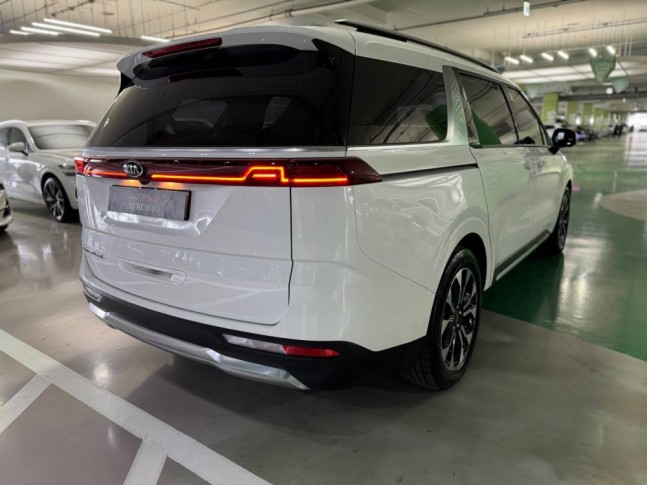 KIA Carnival Noblesse 2020